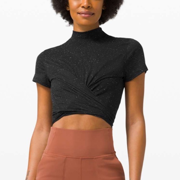 Lululemon Time to Restore Mock Neck Short Sleeve - Sz LG - Picture 4 of 5